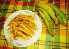Frites de bananes plantain (Cte d\'Ivoire)