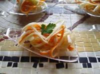 Coupelles Apritives de Spaghettis de Surimi et Cleri Branche  la Sauce Printemps