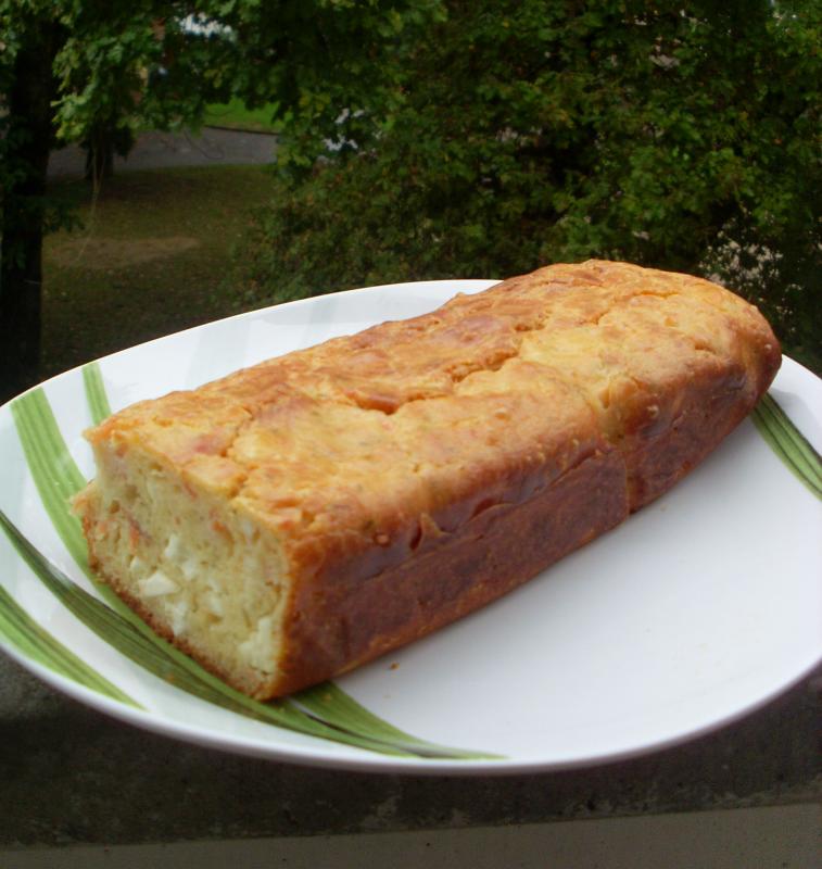 Cake au Saumon Fum et  la Feta